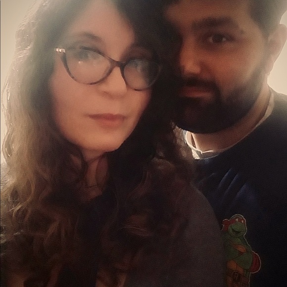 Meet your Posher, Jaime - Picture 2 of 2